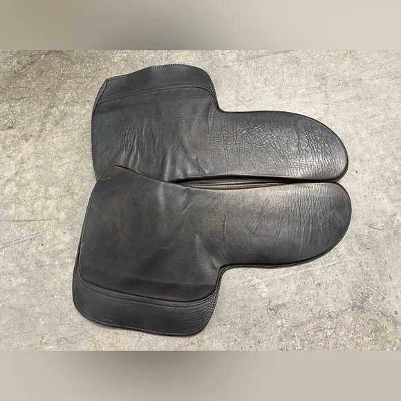 Saddle Right Leather Equestrian Half Pad, English, Standard Size, Good Condition - Picture 2 of 2